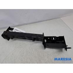 Renault - Megane - Front part support