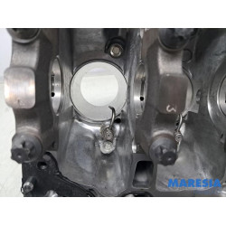 Renault - Clio - Motor Unterblock