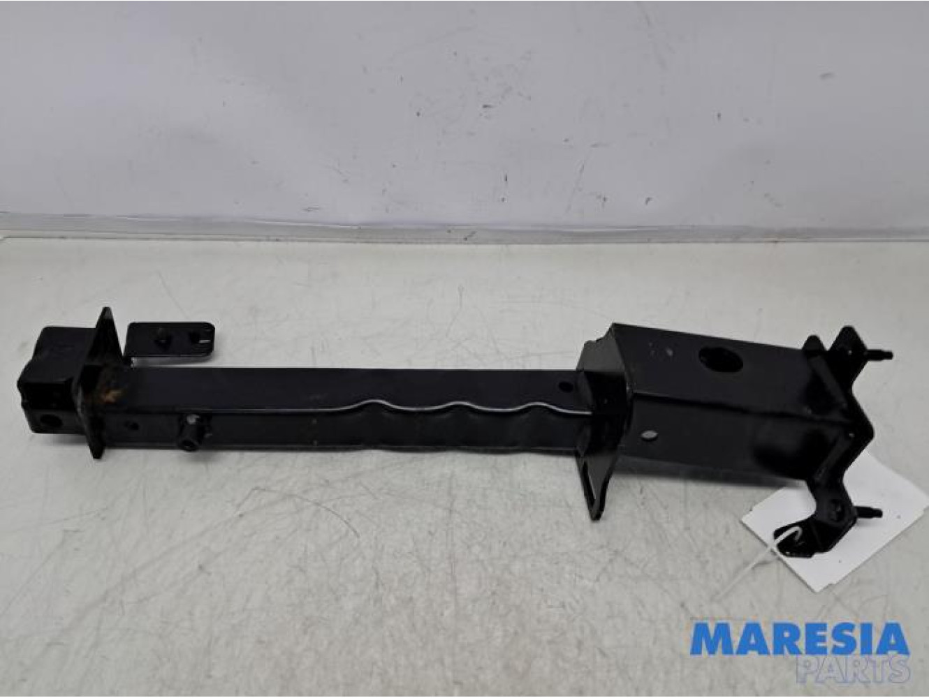 Renault - Megane - Front part support