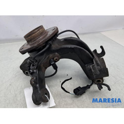 Renault - Megane - Fusee links-voor