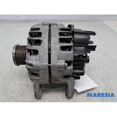 Renault - Megane - Dynamo