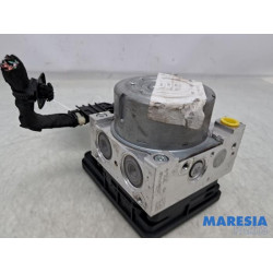 Renault - Megane - ABS Pomp