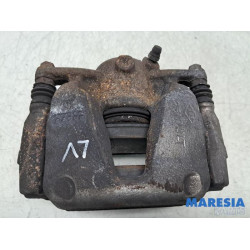 Renault - Megane - Bremszange links vorne