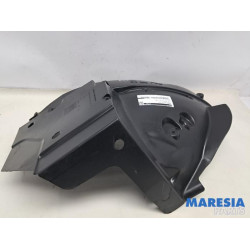 Renault - Trafic - Wheel arch liner