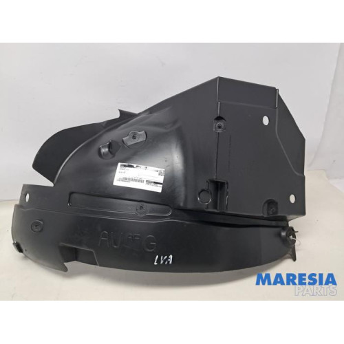 Renault - Trafic - Wheel arch liner