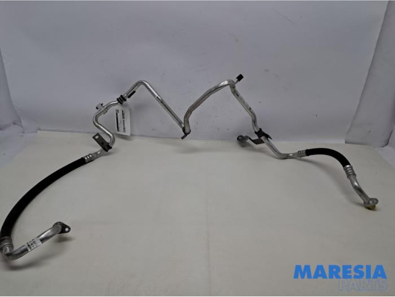 Renault - Trafic - Air conditioning line