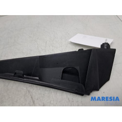 Renault - Trafic - Voorruitlijst