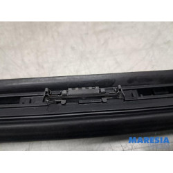 Renault - Trafic - Voorruitlijst