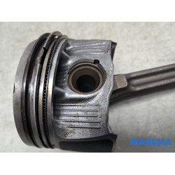 Renault - Clio - Connecting rod