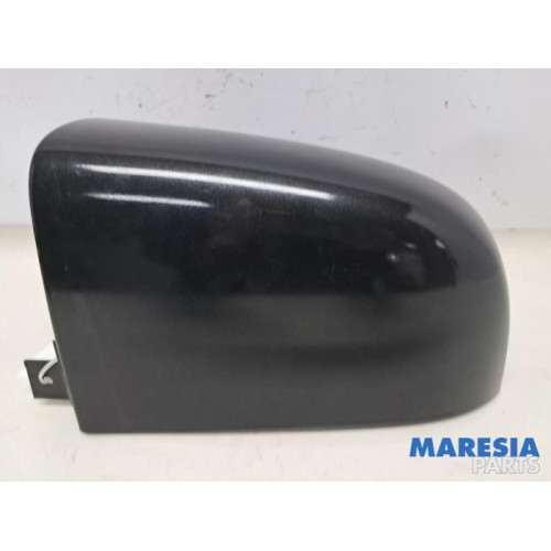 Renault - Trafic - C-stijl afdekkap rechts