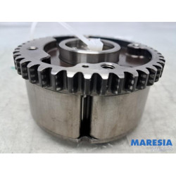 Renault - Clio - Camshaft adjuster