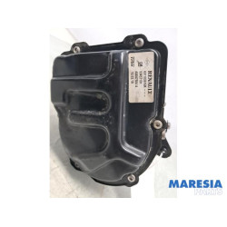 Renault - Trafic - Lenkkraftverstärker Pumpe