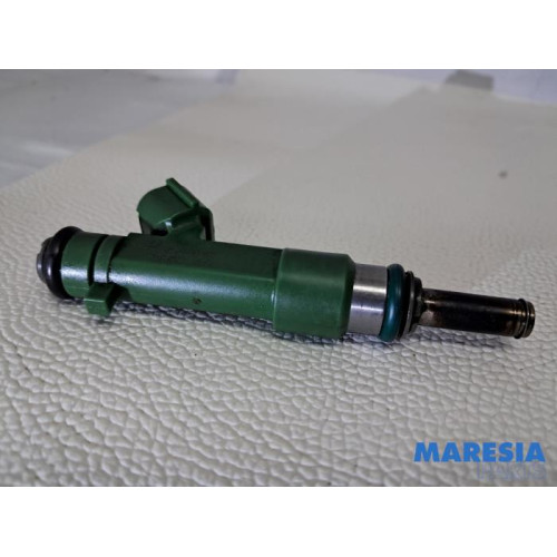 Renault - Clio - Injector (benzine injectie)