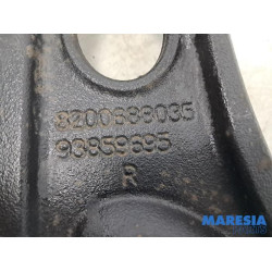 Renault - Trafic - Front lower wishbone, right