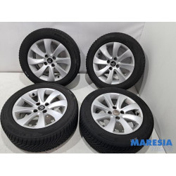 Citroen - C4 Picasso - Sportvelgenset + banden