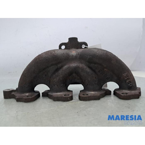 Renault - Megane - Exhaust manifold