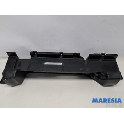 Renault - Trafic - Taillight edging, right