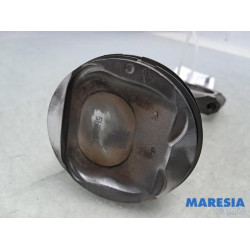 Renault - Megane - Connecting rod