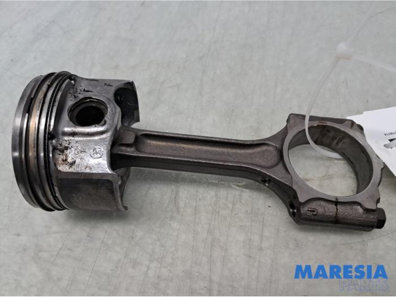 Renault - Megane - Connecting rod