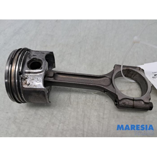 Renault - Megane - Drijfstang