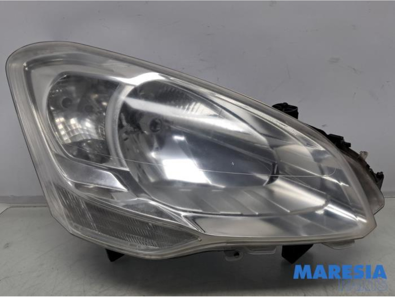 Citroen - Berlingo - Koplamp rechts