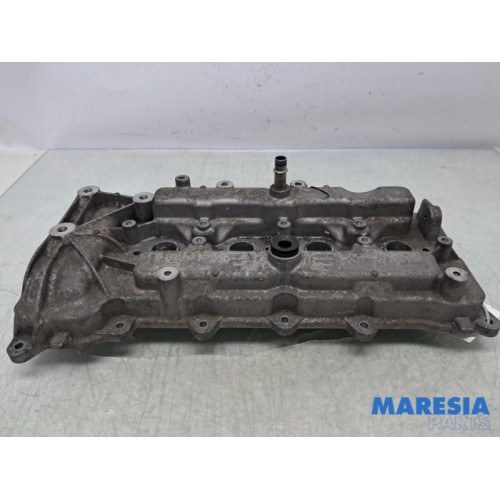 Renault - Megane - Couvercle soupapes