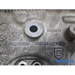 Renault - Megane - Timing cover