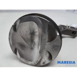 Renault - Megane - Zuiger