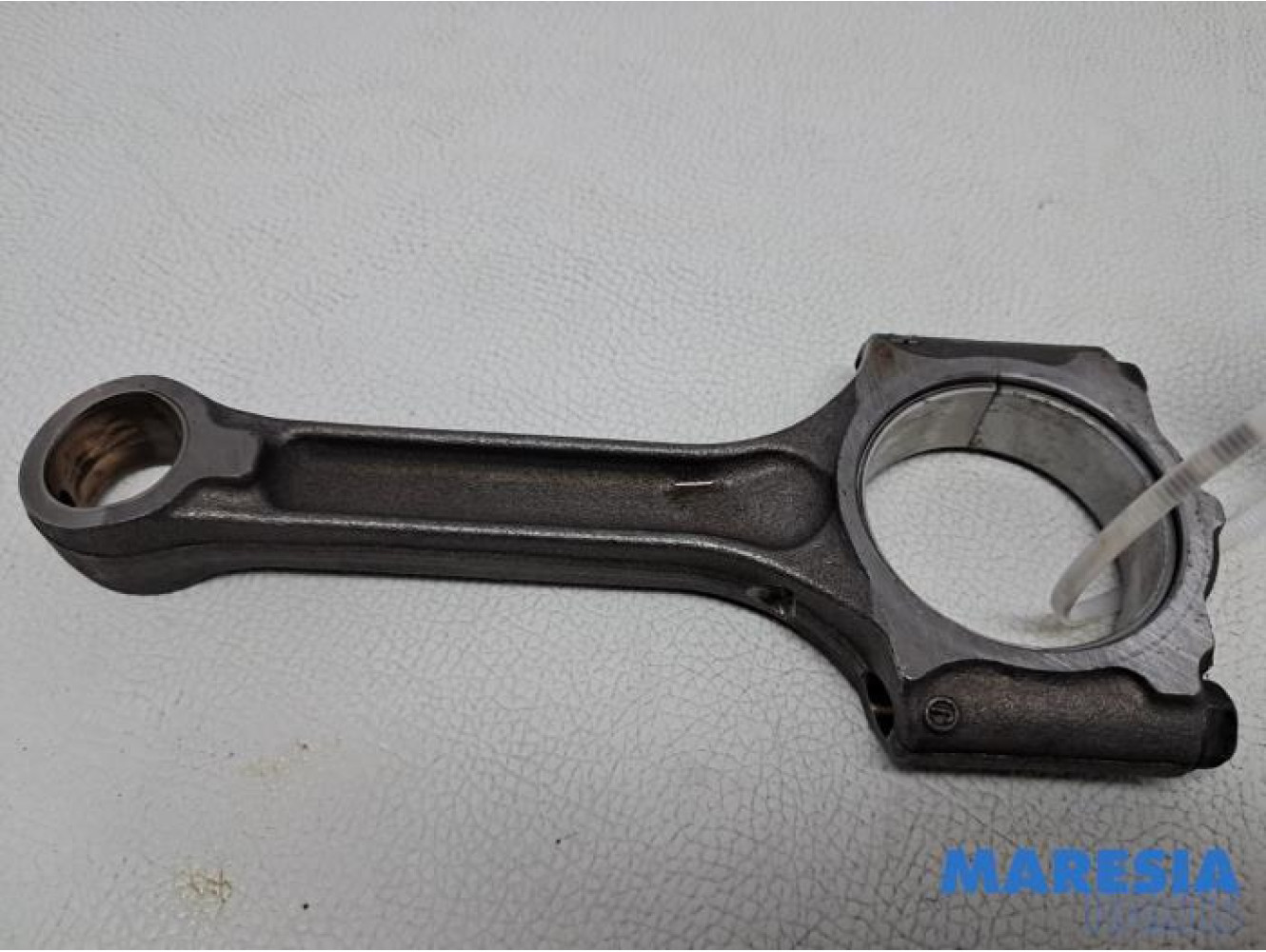 Renault - Megane - Connecting rod