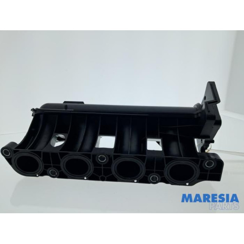 Renault - Megane - Tubulure d'admission