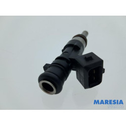 Renault - Megane - Injektor (Benzineinspritzung)