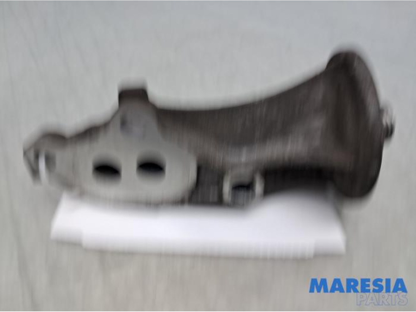 Citroen - C1 - Ölfilterhalter