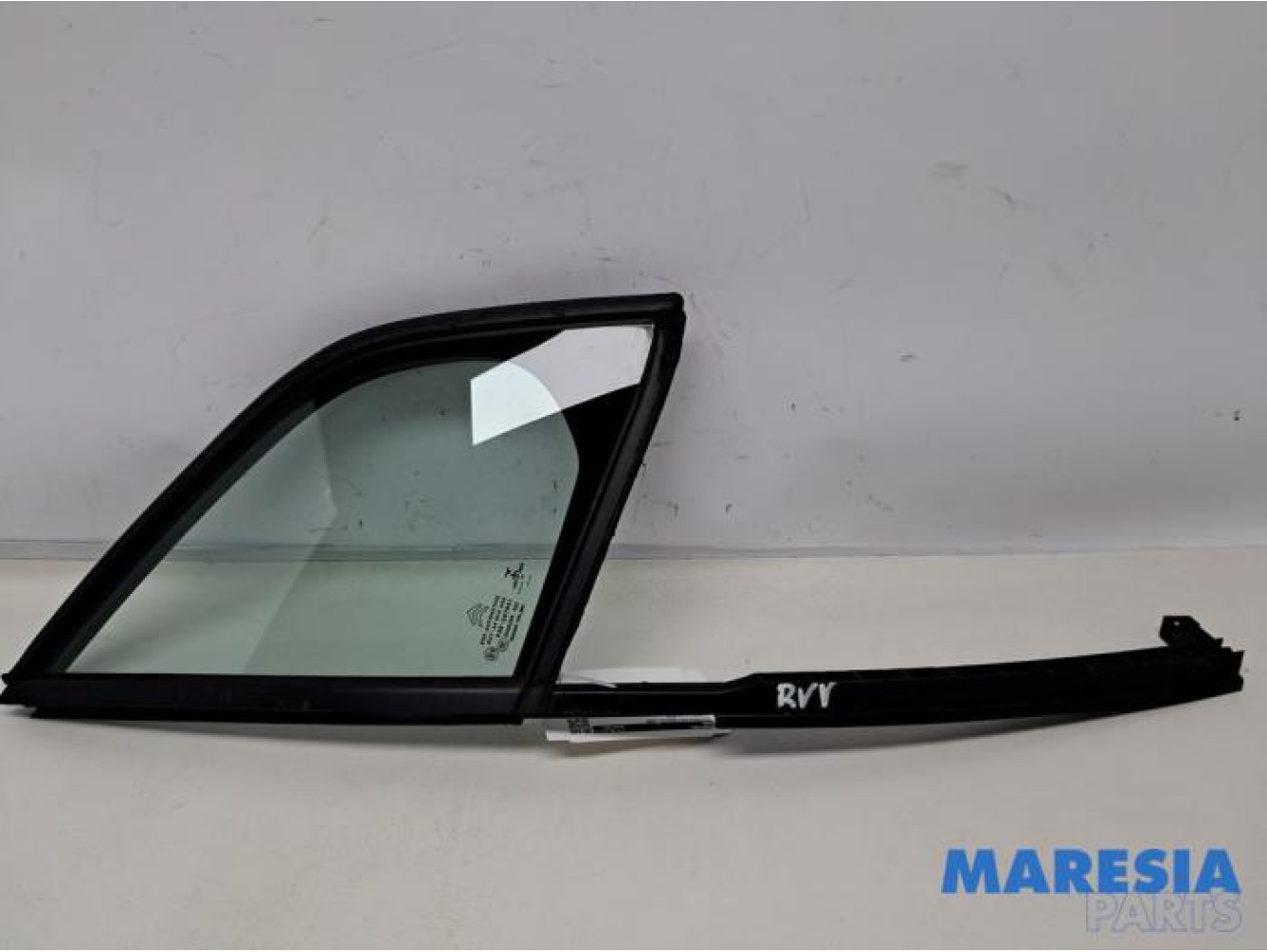 Citroen - C3 - Vitre triangulaire avant droite