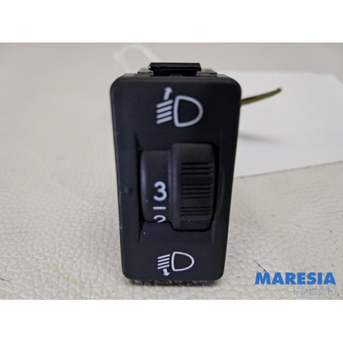 Citroen - C3 - AIH headlight switch