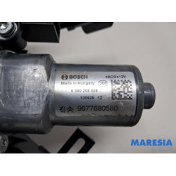 Peugeot - 308 - Scheibenwischermotor hinten