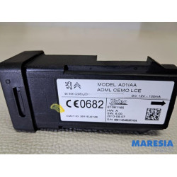 Peugeot - 308 - Kaartlezer (slot)