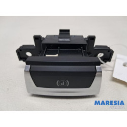 Peugeot - 308 - Handrem schakelaar