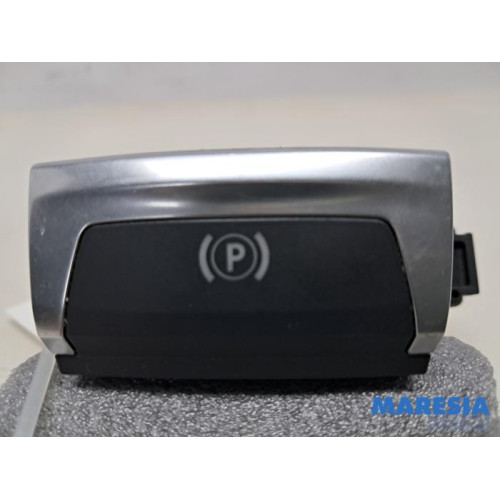 Peugeot - 308 - Handrem schakelaar