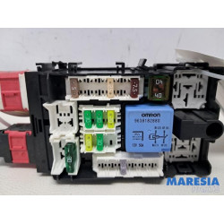 Peugeot - 308 - Sicherungskasten