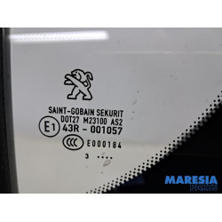 Peugeot - 308 - Driehoeks Ruit links-achter