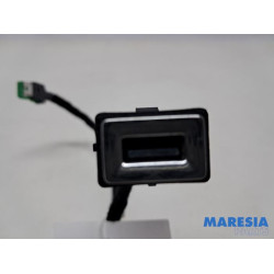 Peugeot - 308 - AUX / USB-Anschluss