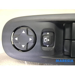 Peugeot - 308 - Multi-functional window switch