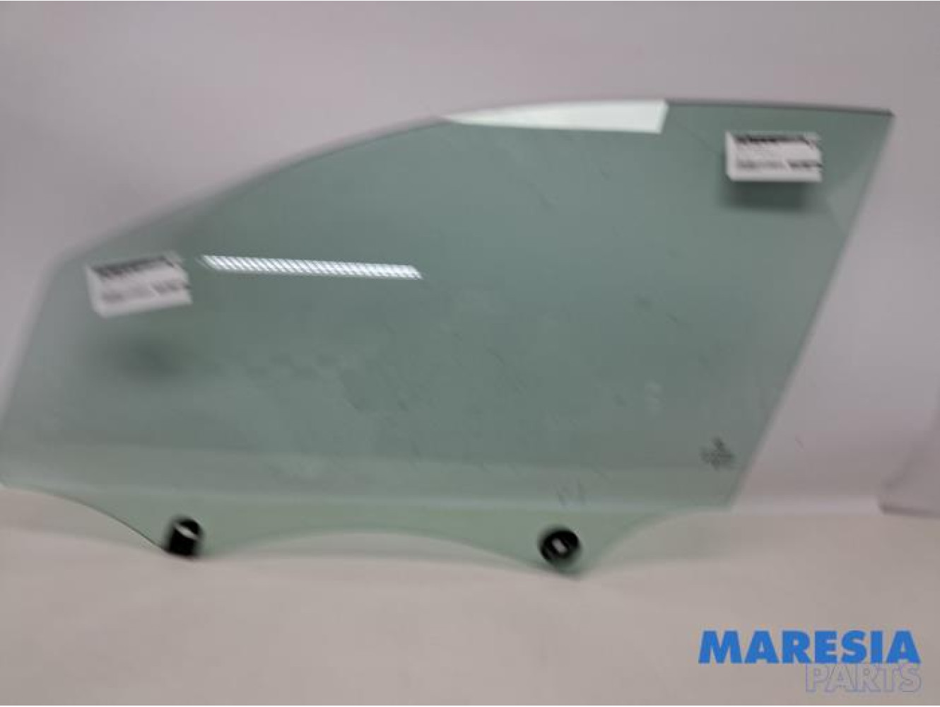 Peugeot - 308 - Vitre portière 4portes avant gauche