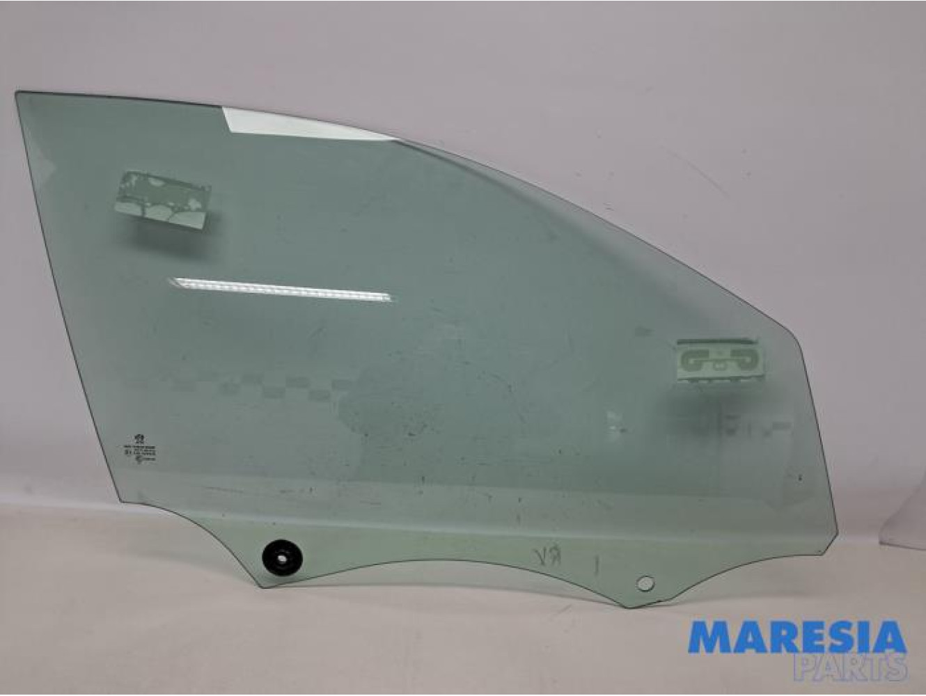 Peugeot - 308 - Door window 4-door, front right