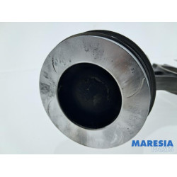 Nissan - NV300 - Drijfstang