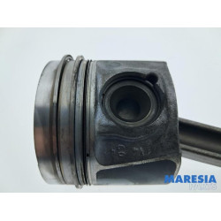 Nissan - NV300 - Drijfstang