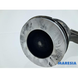 Nissan - NV300 - Drijfstang