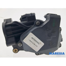 Nissan - NV300 - Gasklephuis