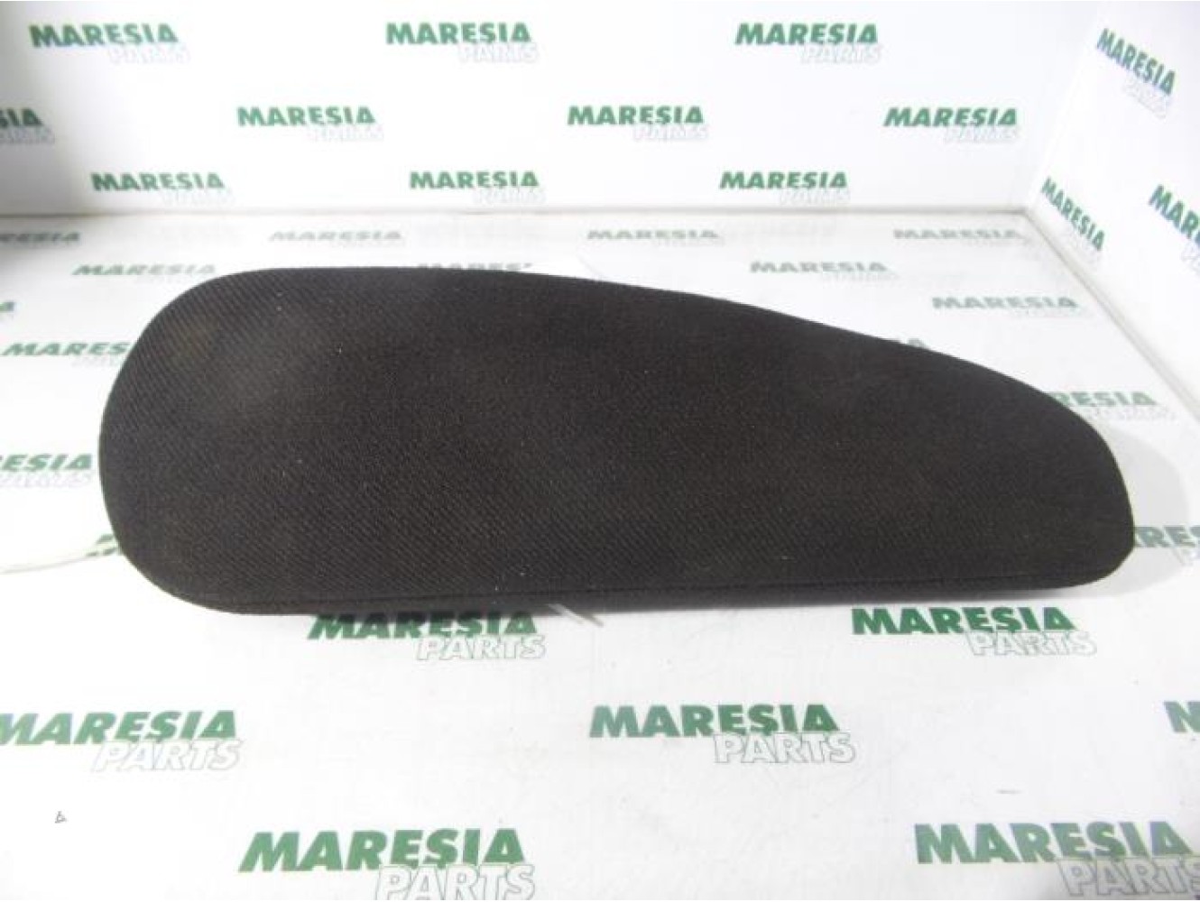 Peugeot - 307 - Armrest