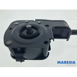 Citroen - C4 Picasso - Spare wheel lift mechanism